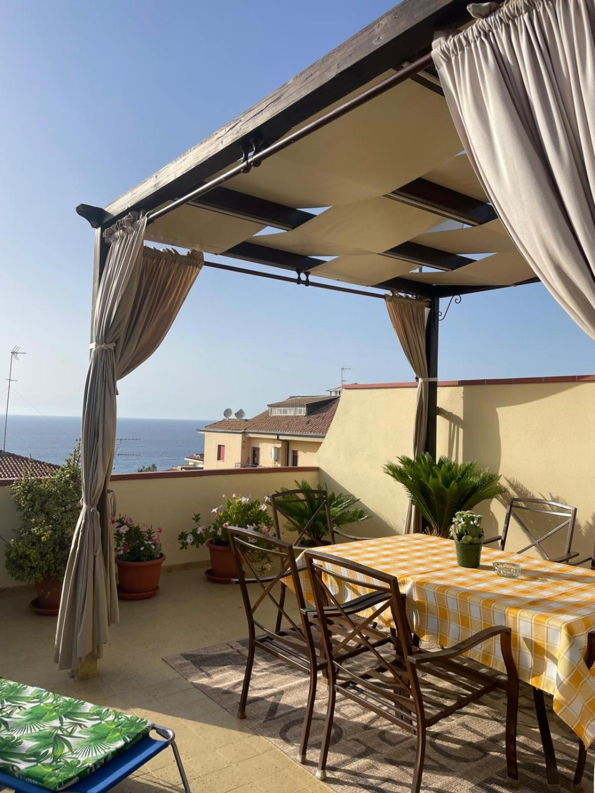 טרופאה Terrazza Sabine Accomodation מראה חיצוני תמונה